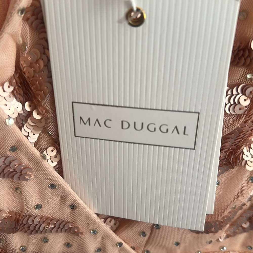 Mac Duggal Vibrant V-neckline Sheath Dress
Rose Gold, size 12 - Picture 6 of 8